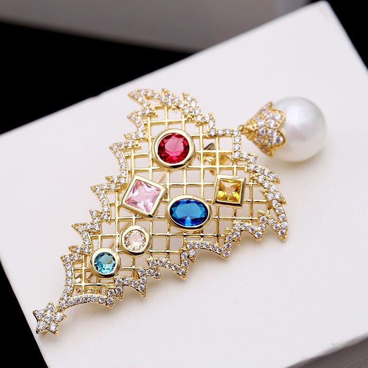 Christmas Tree Crystal Brooch Pin - Gold Dual-Purpose Festive Jewellery Accessory