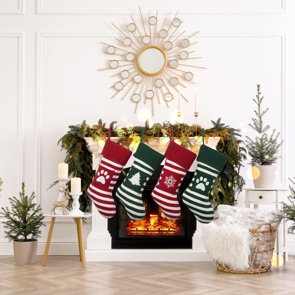 Christmas Pet Stocking Gift Bag - Large Cat & Dog Christmas Sock in 4 Festive Designs (20x46cm)