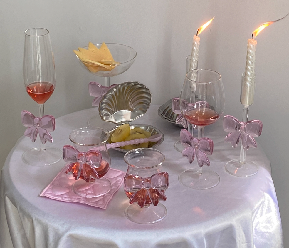 Pink Bow Champagne Glass – Aesthetic Tall Cocktail Cup