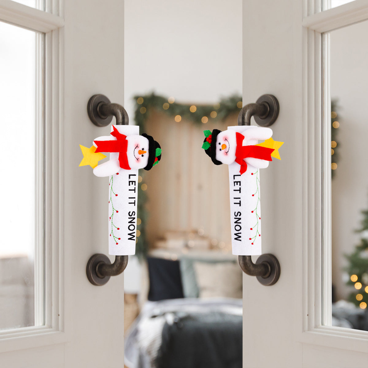 Christmas Handle Cover Gloves - Festive Fridge & Door Handle Decoration in 3 Designs