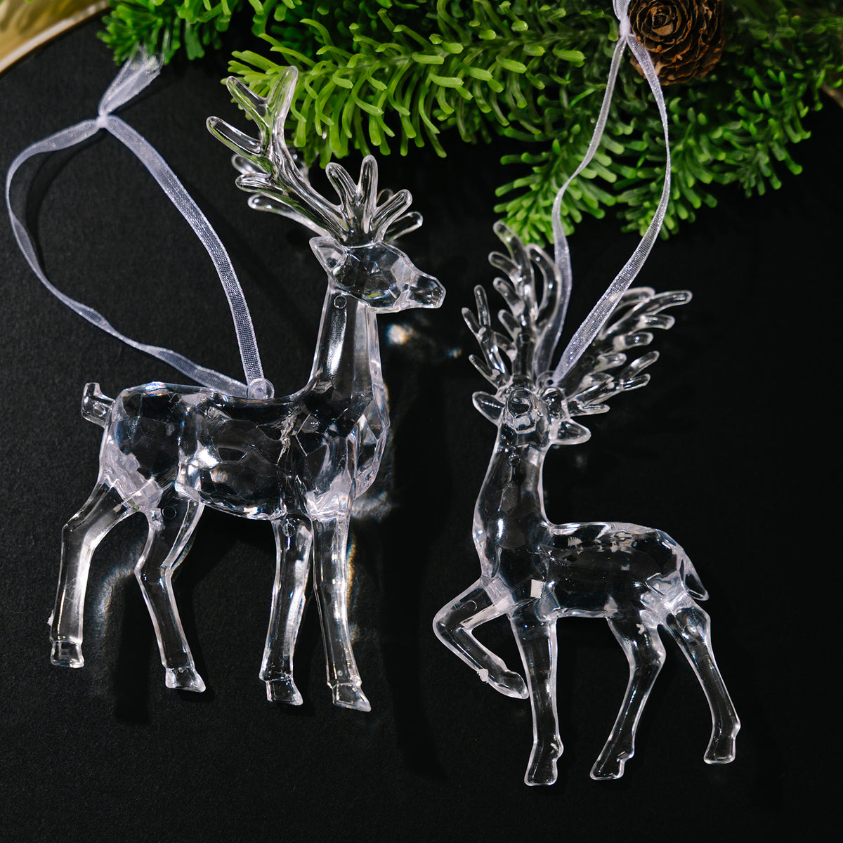 Transparent Acrylic Reindeer Christmas Tree Pendant - Elegant Hanging Ornament in 2 Designs