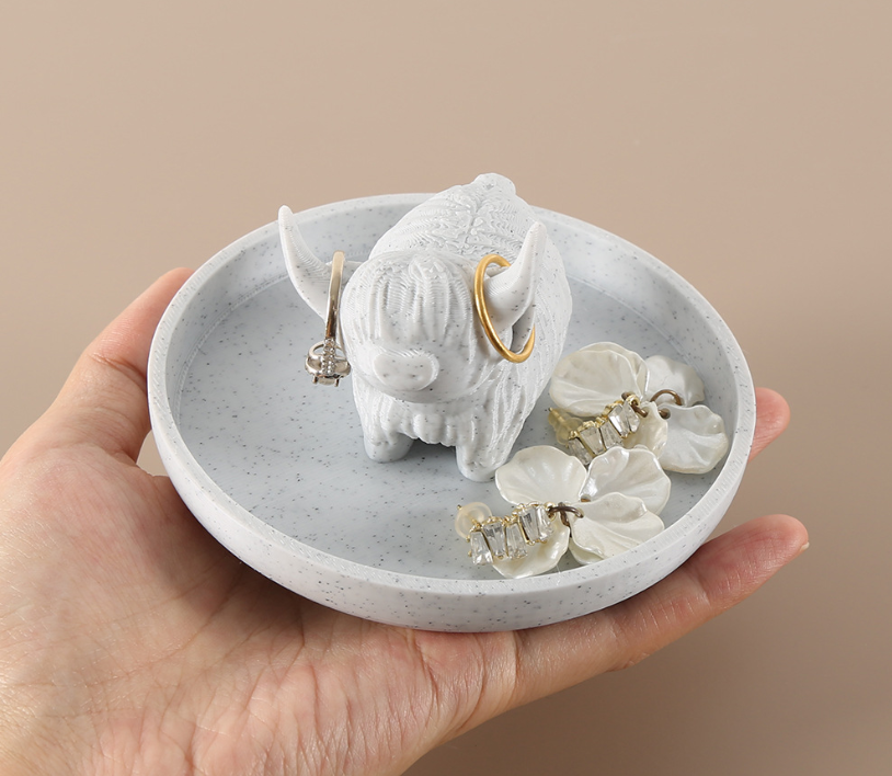 Scottish Highland Cow Jewellery Tray – Cute Trinket Dish for Rings & Accessories