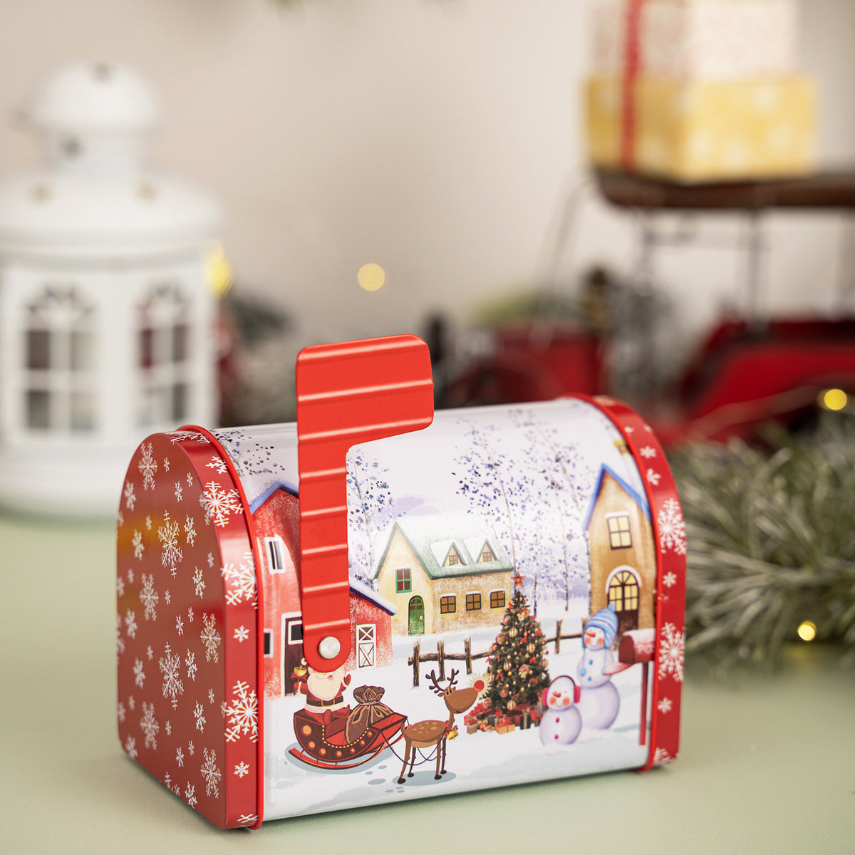 Christmas Tin Mailbox Gift Box - Festive Tinplate Candy & Gift Box in 4 Designs (12.5 x 13.5 x 8cm)