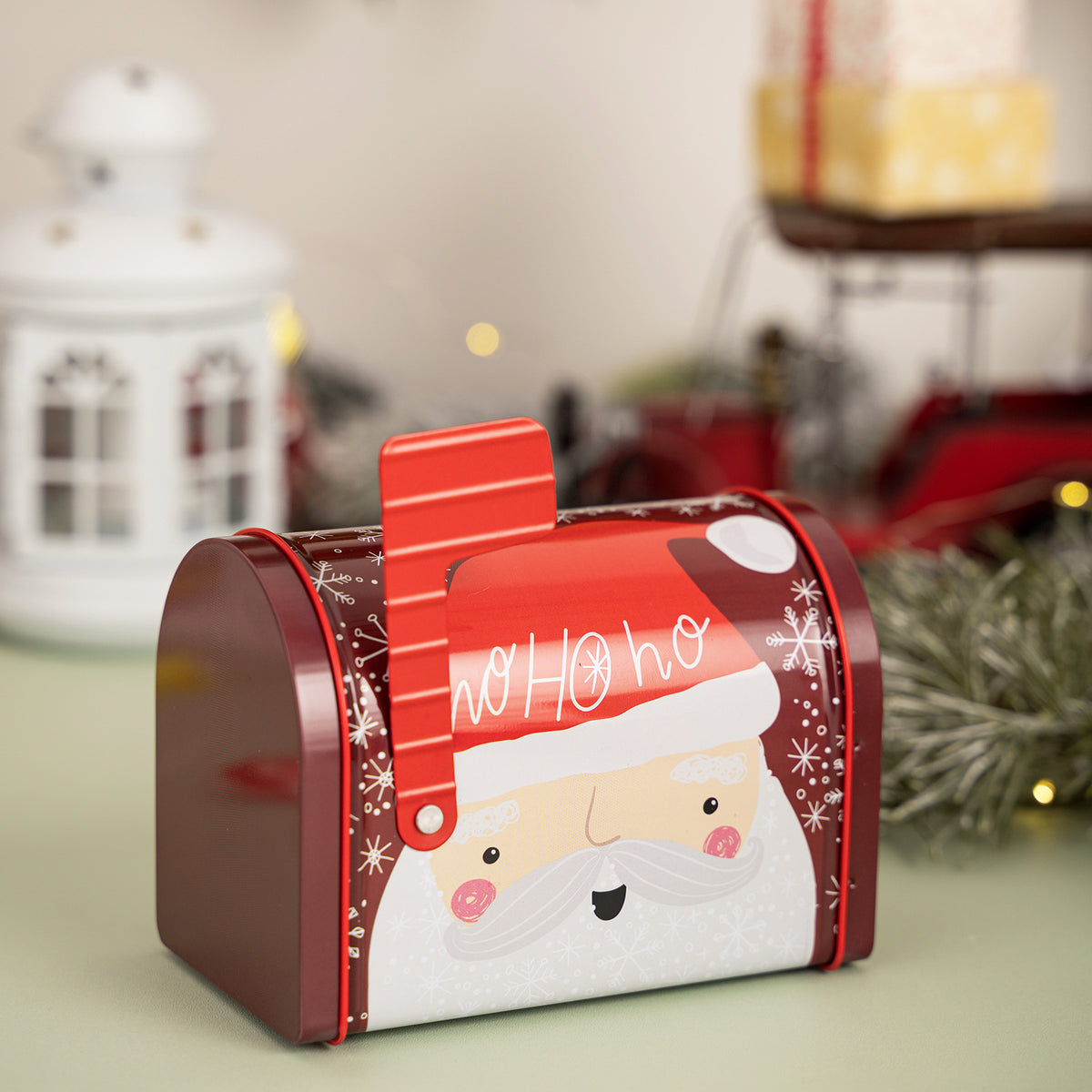 Christmas Tin Mailbox Gift Box - Festive Tinplate Candy & Gift Box in 4 Designs (12.5 x 13.5 x 8cm)