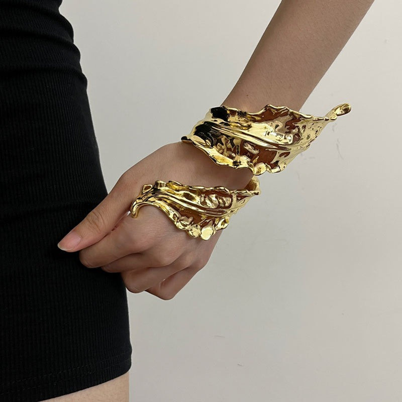 Retro Leaf Spiral Open Bracelet – Delicate Gold & Silver Women’s Cuff
