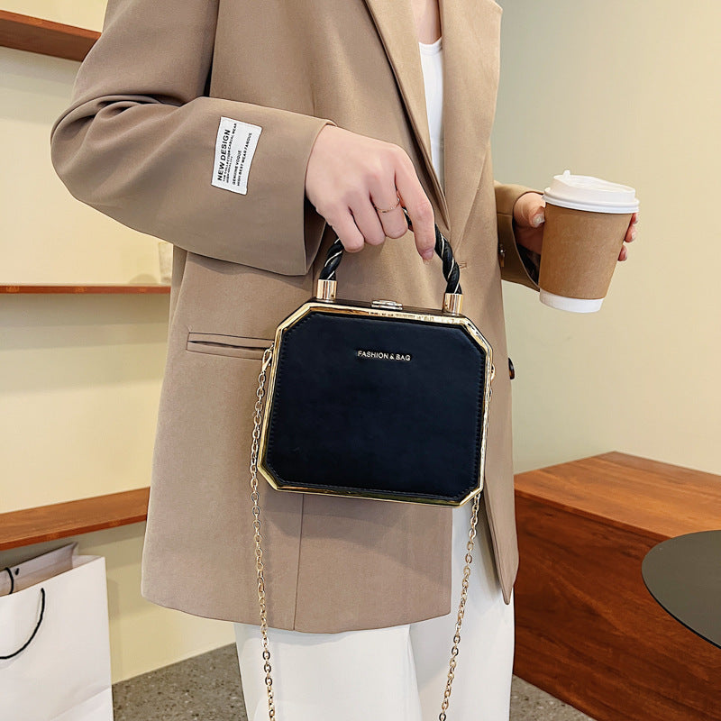 Mini Hard Shell Saddle Bag – Structured Shoulder & Crossbody Bag for Women