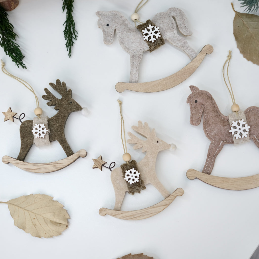 Christmas Nordic Felt Deer and Horse Decorations for Christmas Tree Hotel Window Display DIY Hanging Ornaments